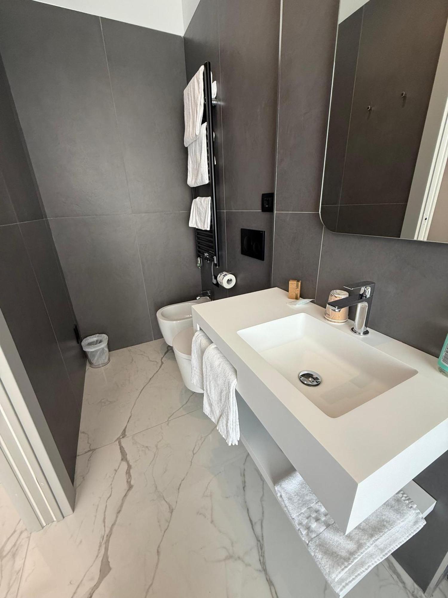 Levi 3* San Remo